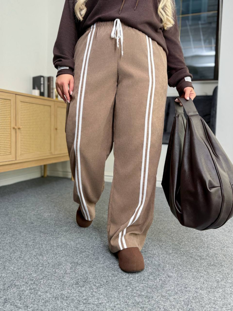 Брюки палаццо с лампасами CUR-A886T460 Брюки палаццо с лампасами CUR-A886T460