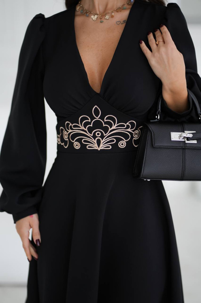 Платье миди с вышивкой KA-A7541T600 Платье миди с вышивкой KA-A7541T600