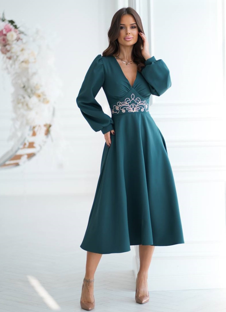 Платье миди с вышивкой KA-A7541T600 Платье миди с вышивкой KA-A7541T600