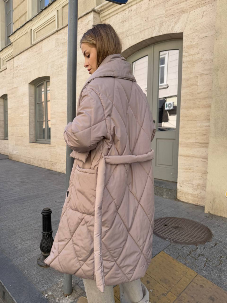 Стильное стеганное пальто oversize AM-A5.337T1100 Стильное стеганное пальто oversize AM-A5.337T1100