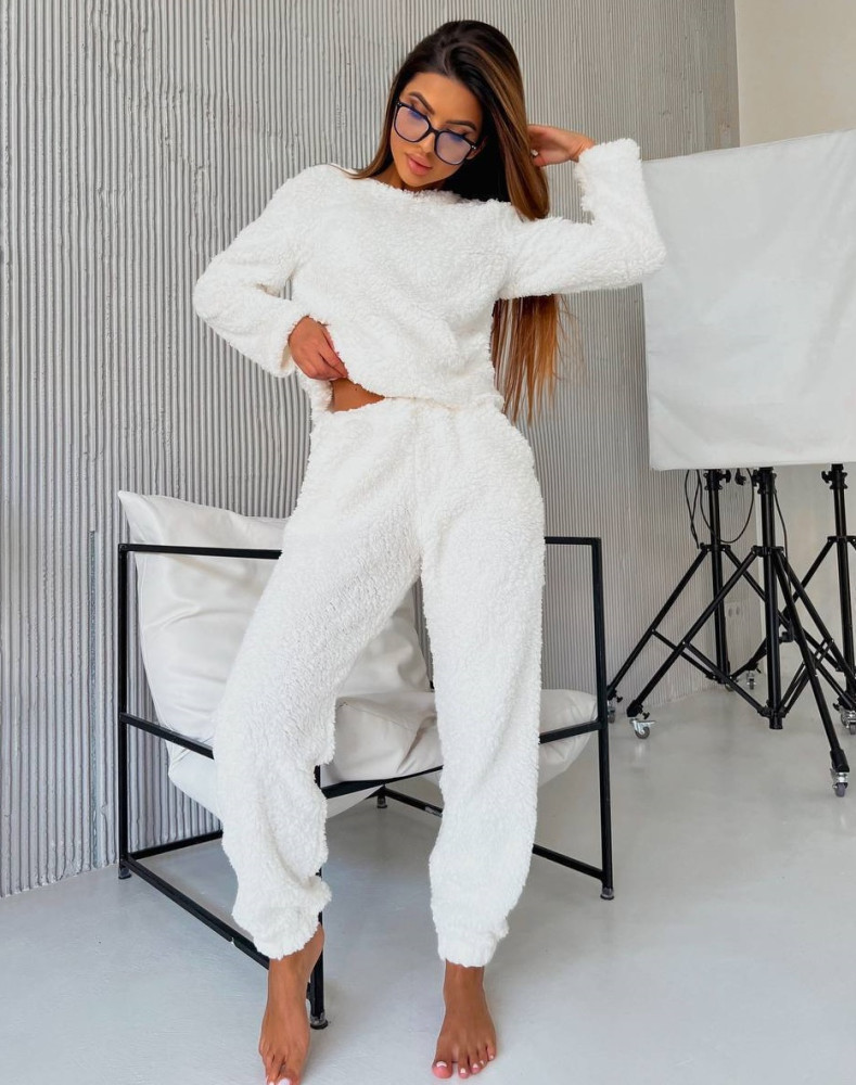 Теплая женская пижама IMMA-A105T520 Теплая женская пижама IMMA-A105T520