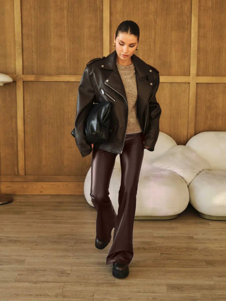 Брюки клеш на флисе AMU-A947.1947T400 Брюки клеш на флисе AMU-A947.1947T400