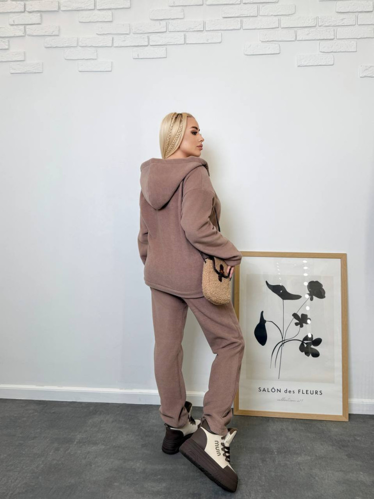 Теплый костюм с принтом лео RED-A102T800 Теплый костюм с принтом лео RED-A102T800