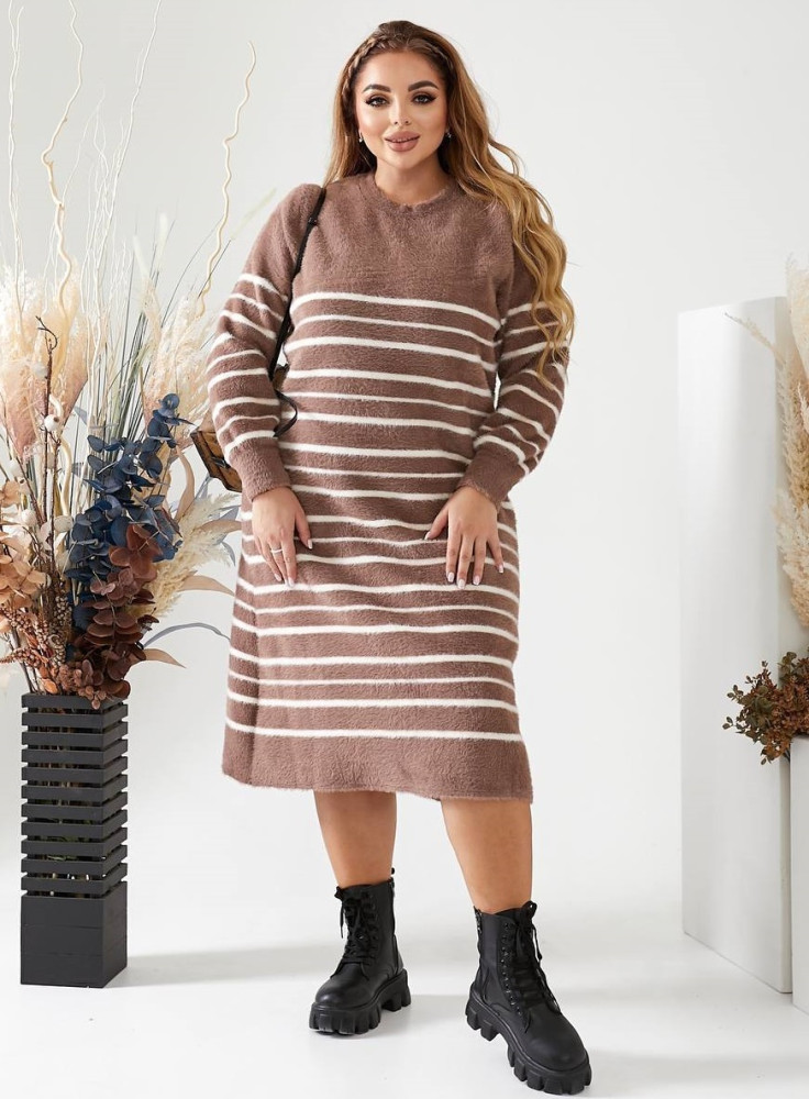 Довга сукня з альпаки MAX-A902T1100 Довга сукня з альпаки MAX-A902T1100