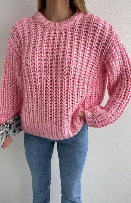 Жіночий вільний светр AMU-A2486T950 Жіночий вільний светр AMU-A2486T950