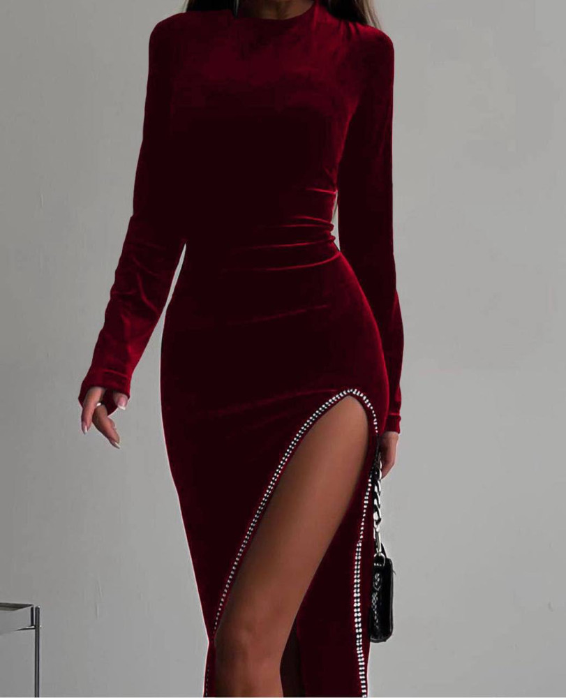 Изысканное бархатное платье BRA-A047T449 Изысканное бархатное платье BRA-A047T449
