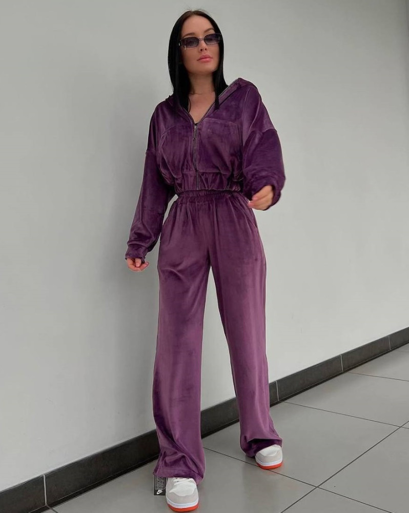 Велюровый женский костюм DMP-R1620T480 Велюровый женский костюм DMP-R1620T480