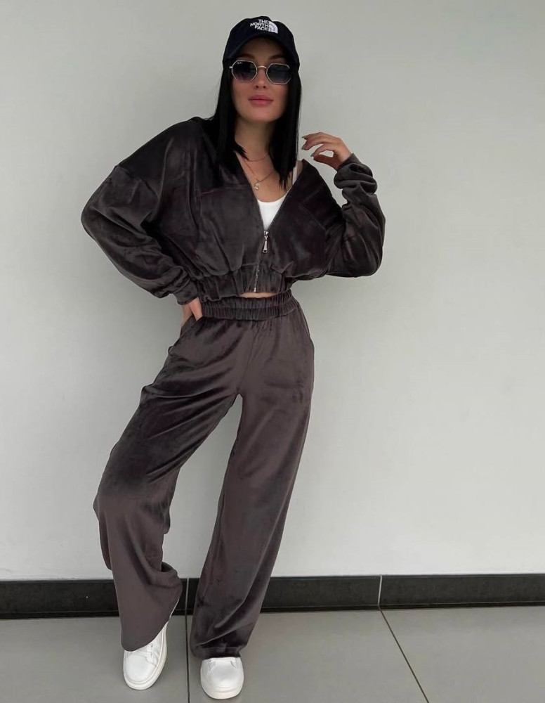 Велюровый женский костюм DMP-R1620T480 Велюровый женский костюм DMP-R1620T480