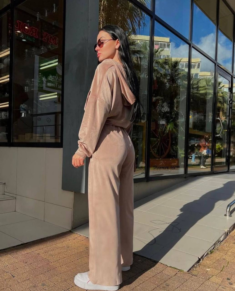 Велюровый женский костюм DMP-R1620T480 Велюровый женский костюм DMP-R1620T480