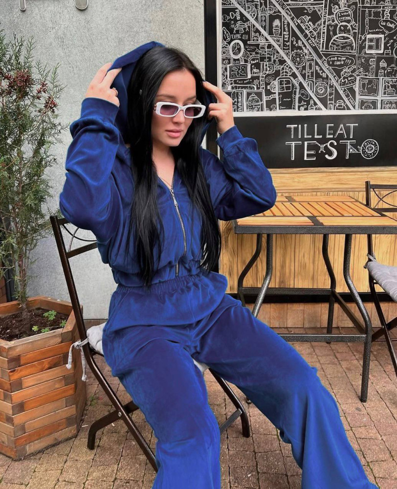 Велюровый женский костюм DMP-R1620T480 Велюровый женский костюм DMP-R1620T480