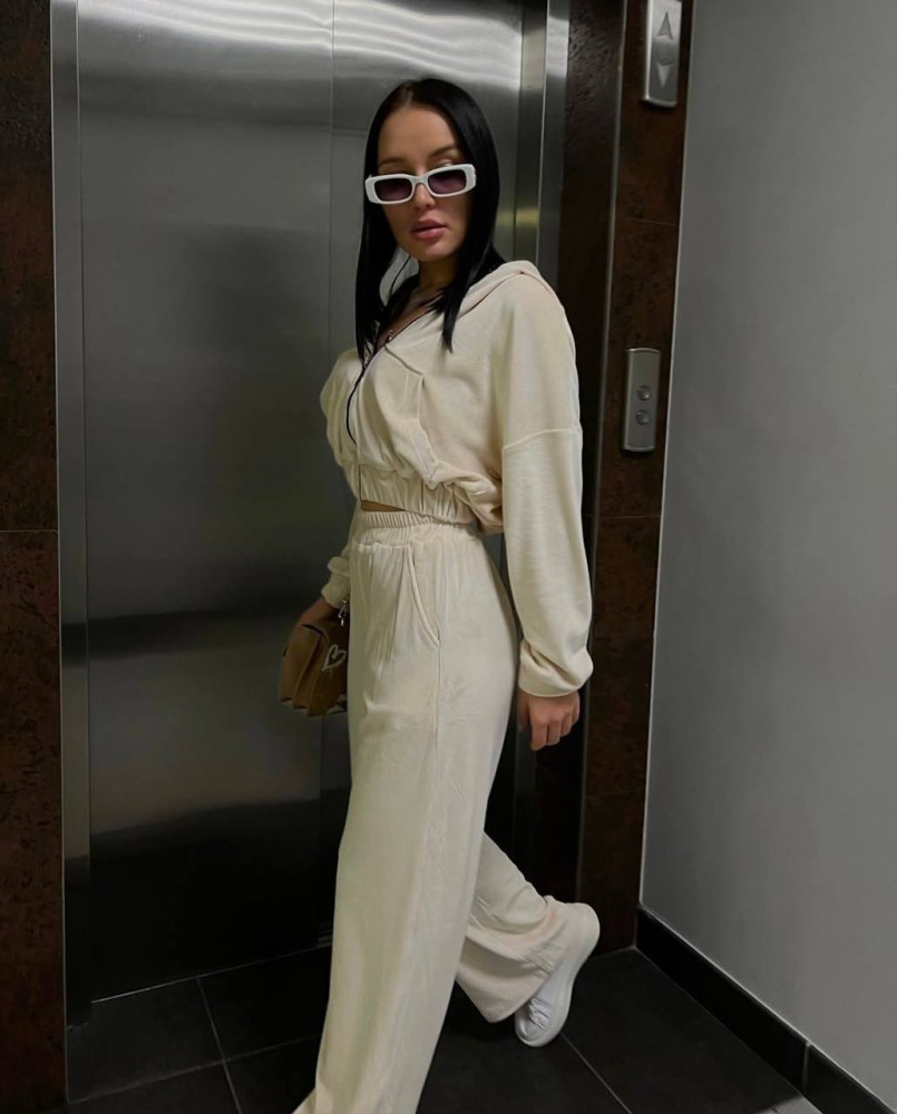 Велюровый женский костюм DMP-R1620T480 Велюровый женский костюм DMP-R1620T480