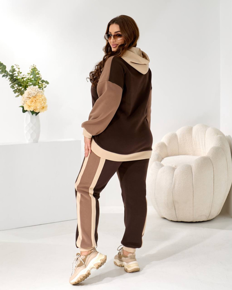 Спортивный костюм на флисе LZ-L946T740 Спортивный костюм на флисе LZ-L946T740