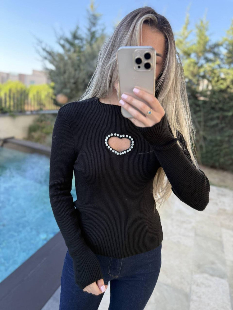 Базовий светр з сердечком AMU-A4810T499 Базовий светр з сердечком AMU-A4810T499