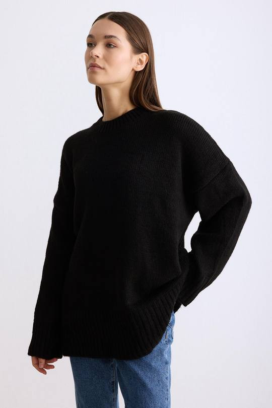 Довгий в'язаний светр AMU-A4737T599 Довгий в'язаний светр AMU-A4737T599