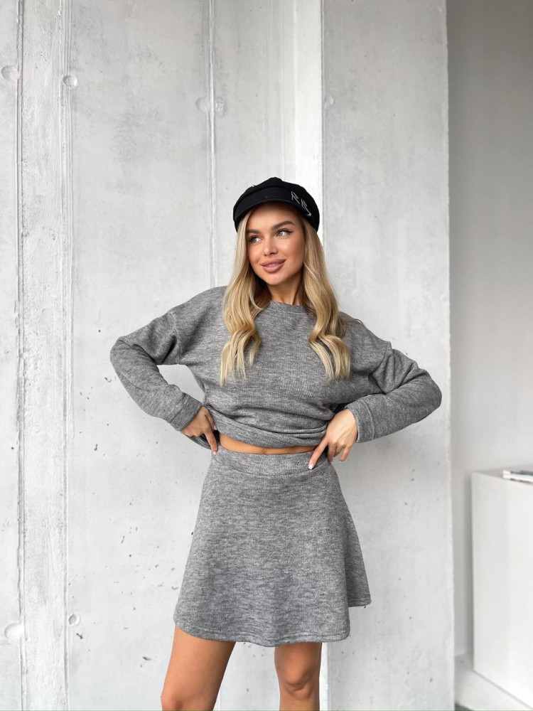 Теплый костюм с юбкой SF-A5679T650 Теплый костюм с юбкой SF-A5679T650