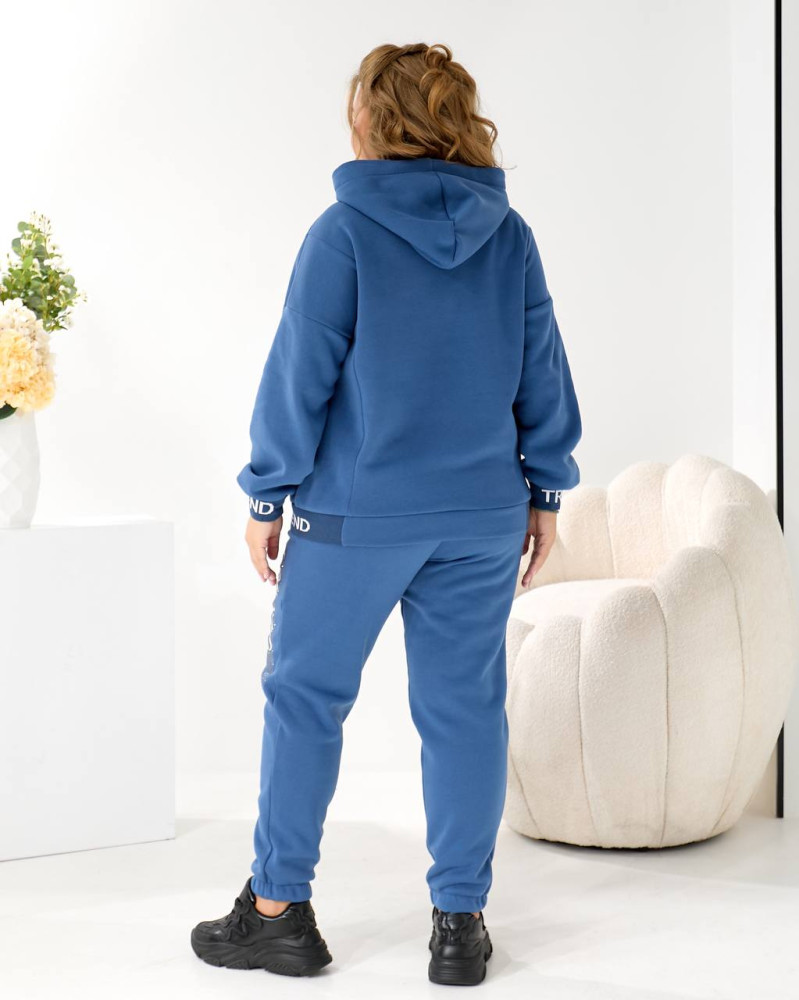 Теплый прогулочный костюм MOV-A777T780 Теплый прогулочный костюм MOV-A777T780