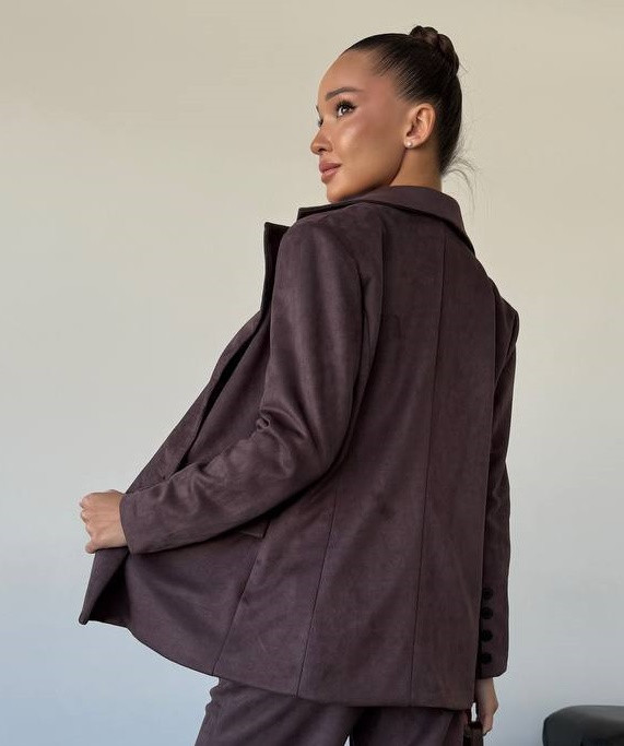 Замшевый свободный пиджак EY-A732T23 Замшевый свободный пиджак EY-A732T23