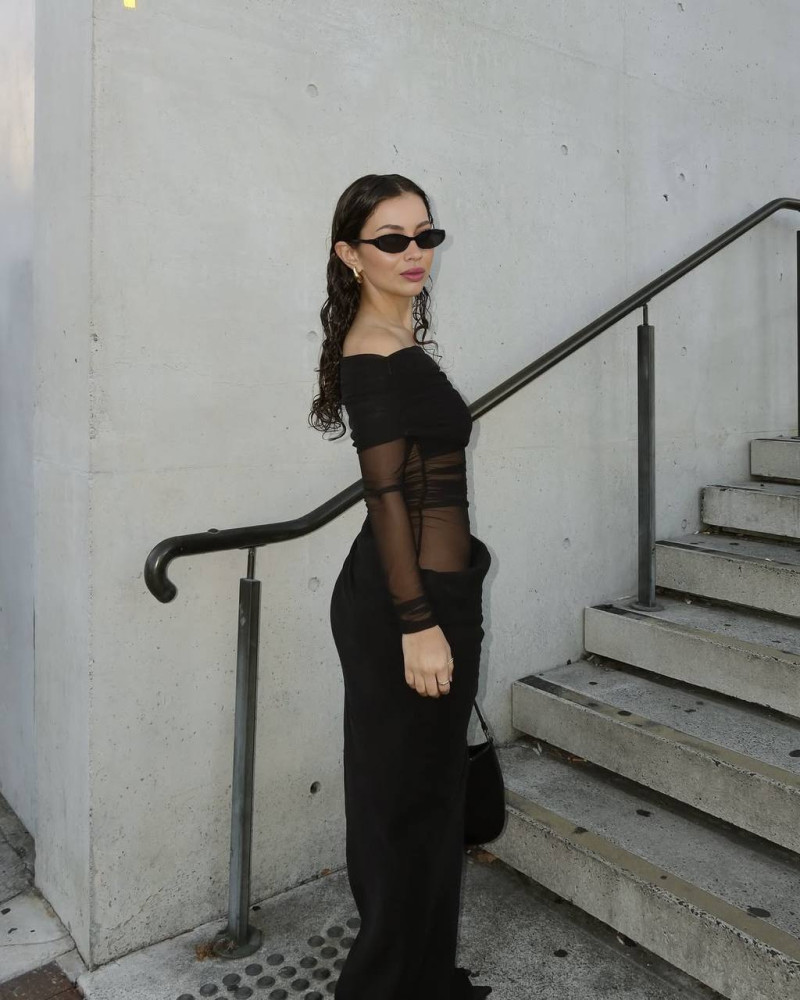 Макси-платье с открытыми плечами LK-A359T550 Макси-платье с открытыми плечами LK-A359T550