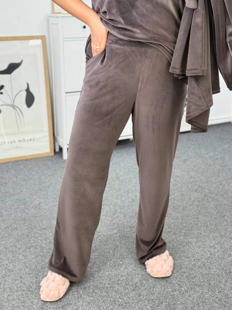 Велюровый домашний комплект KG-A7333T840 Велюровый домашний комплект KG-A7333T840