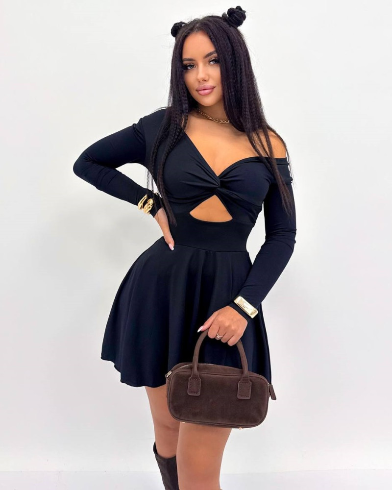 Платье с интересным вырезом YLM-A656T480 Платье с интересным вырезом YLM-A656T480