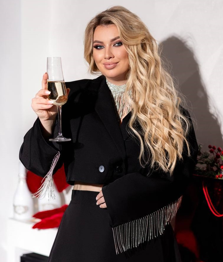 Пиджак с бахромой из страз YM-A7130T28 Пиджак с бахромой из страз YM-A7130T28