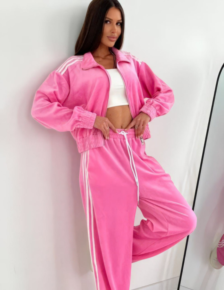 Велюровый спортивный костюм LUC-A1146T749 Велюровый спортивный костюм LUC-A1146T749