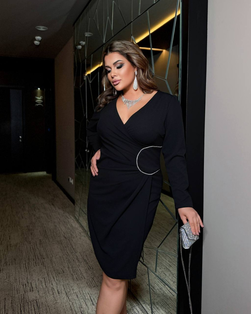 Стильное платье с эффектом запаха DV-AR5484T560 Стильное платье с эффектом запаха DV-AR5484T560