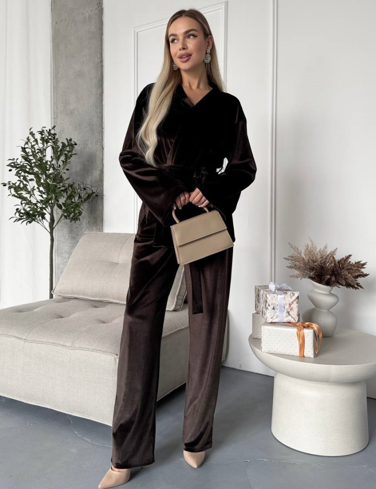 Бархатный костюм ANA-A1703T17 Бархатный костюм ANA-A1703T17
