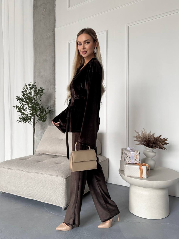 Бархатный костюм ANA-A1703T17 Бархатный костюм ANA-A1703T17