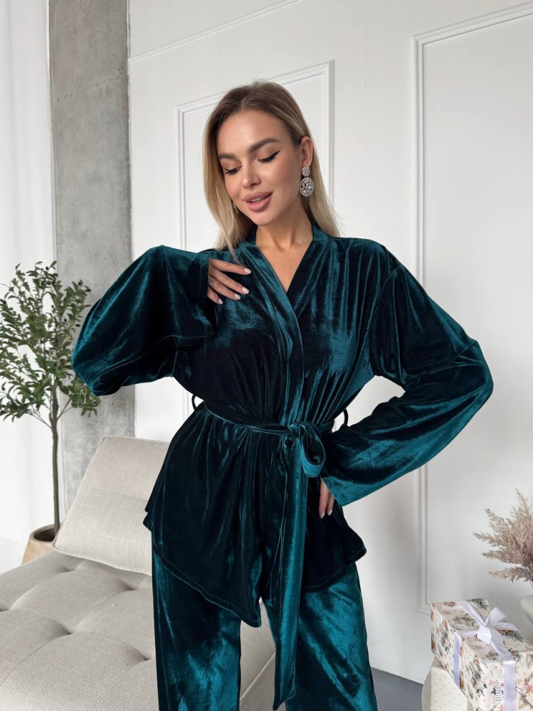 Бархатный костюм ANA-A1703T17 Бархатный костюм ANA-A1703T17