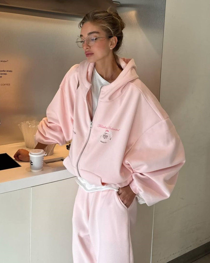 Жіночий спортивний костюм EST-A5982T1000 Жіночий спортивний костюм EST-A5982T1000