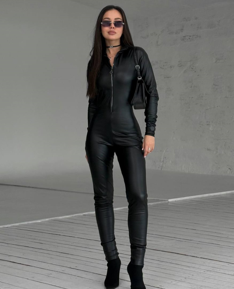 Комбинезон из матовой экокожи DMP-R953T600 Комбинезон из матовой экокожи DMP-R953T600