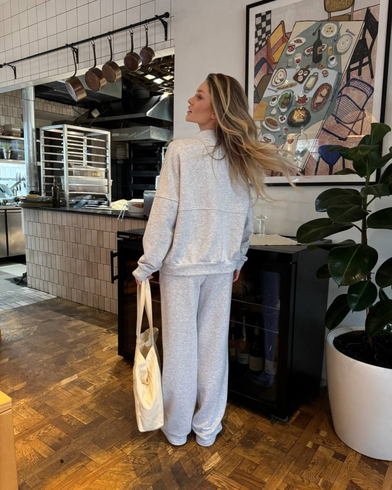 Женский трендовый костюм RK-A671T850 Женский трендовый костюм RK-A671T850