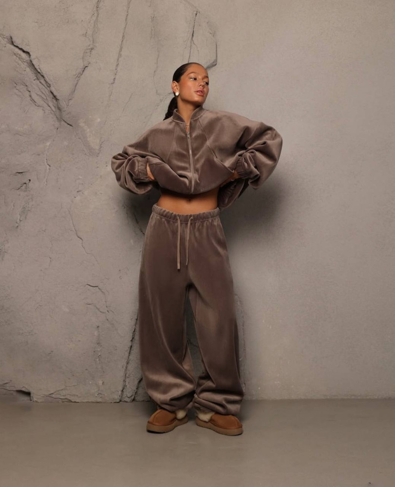 Прогулочный костюм DMP-R1903T500 Прогулочный костюм DMP-R1903T500