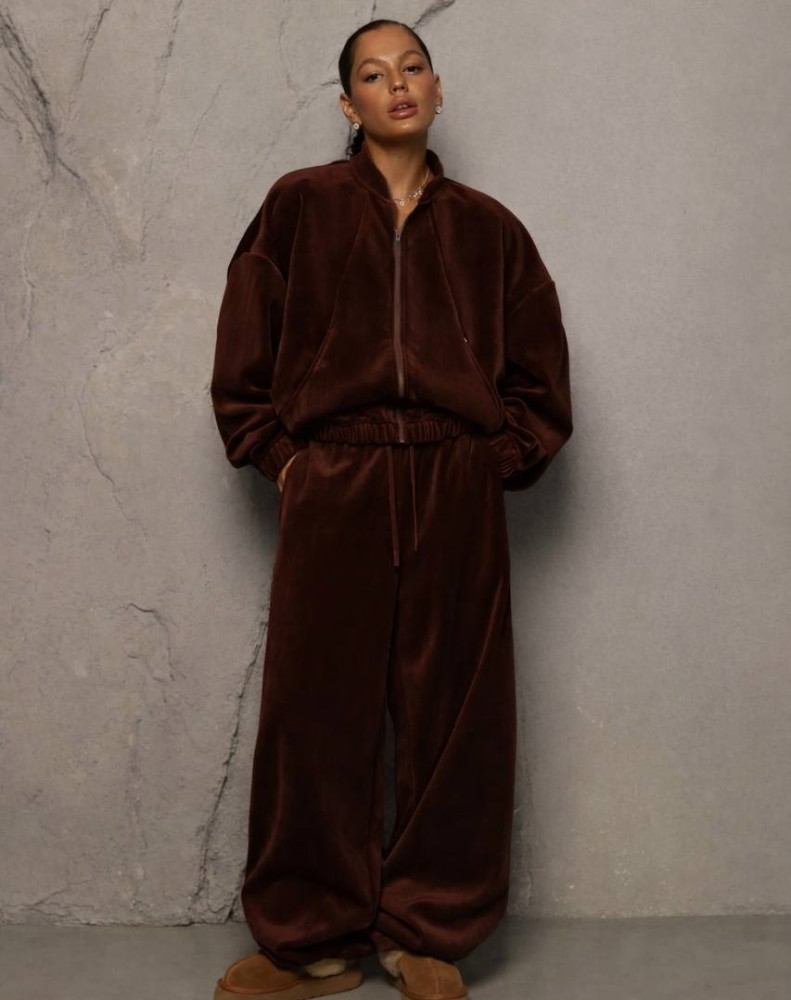 Прогулочный костюм DMP-R1903T500 Прогулочный костюм DMP-R1903T500