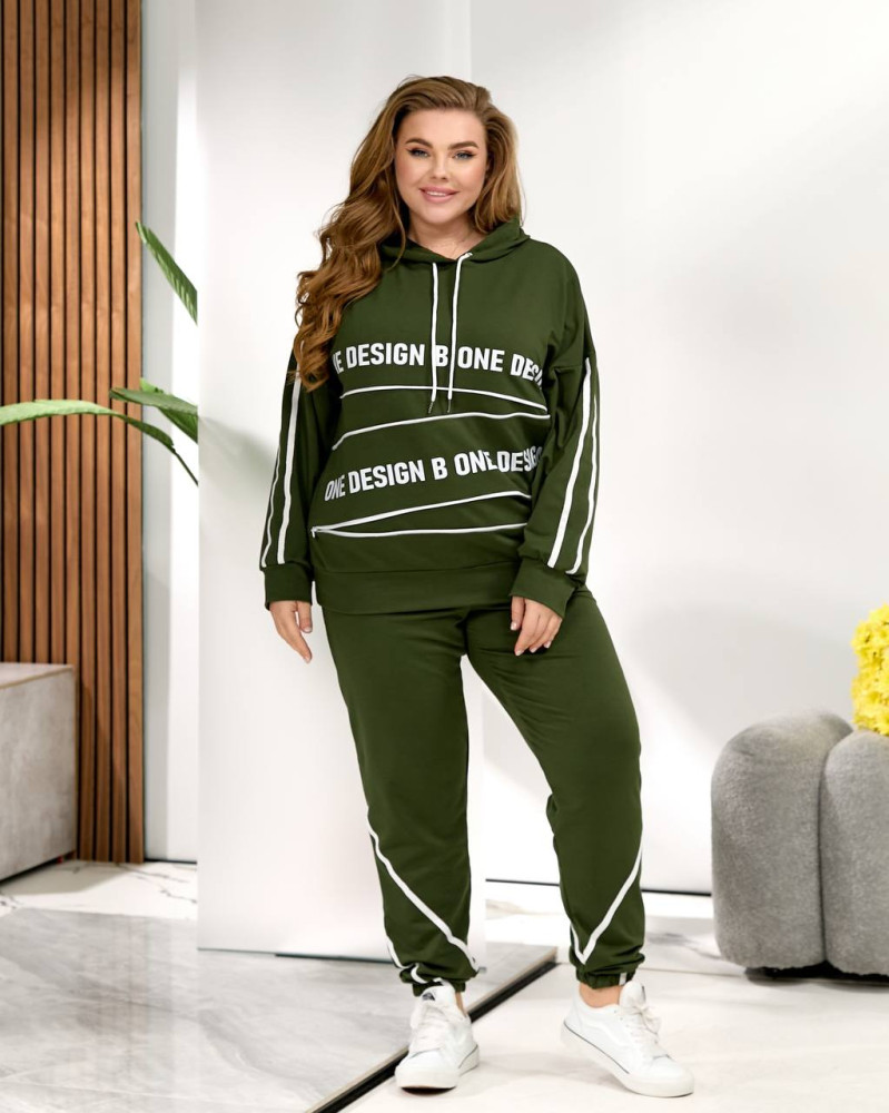 Женский прогулочный костюм MOV-A699T780 Женский прогулочный костюм MOV-A699T780