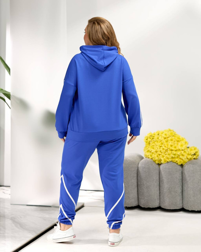 Женский прогулочный костюм MOV-A699T780 Женский прогулочный костюм MOV-A699T780