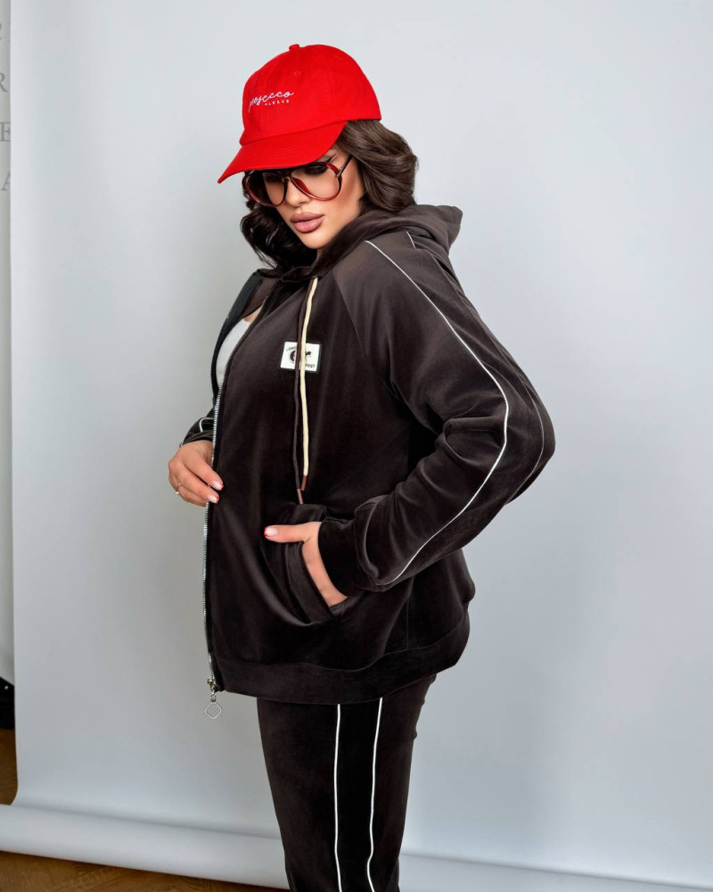 Велюровий спортивний костюм LZ-L958T720 Велюровий спортивний костюм LZ-L958T720