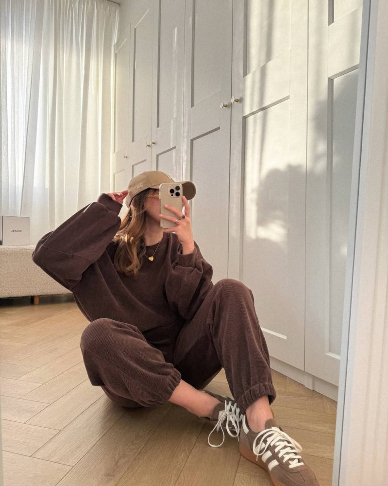 Женский вельветовый костюм IMMA-A449T530 Женский вельветовый костюм IMMA-A449T530