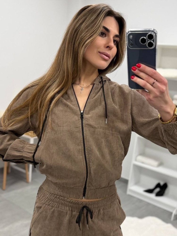 Вельветовый спортивный костюм DMP-R1895T550 Вельветовый спортивный костюм DMP-R1895T550