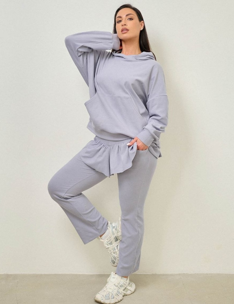 Костюм с оборкой по штанам IS-A234T1050 Костюм с оборкой по штанам IS-A234T1050