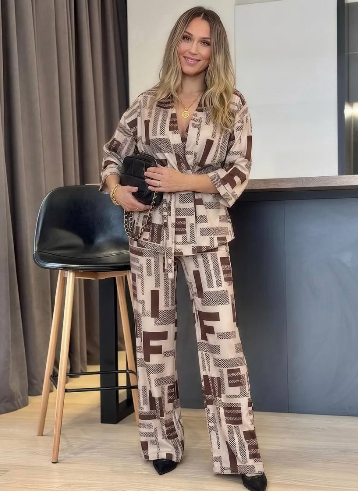 Трендовый шелковый костюм IMMA-A464T650B750 Трендовый шелковый костюм IMMA-A464T650B750