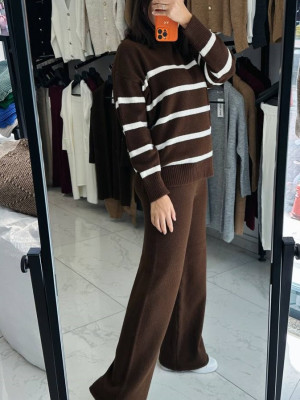 Вязаный женский оверсайз костюм AMU-A7019T1150