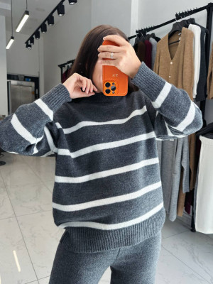 Вязаный женский оверсайз костюм AMU-A7019T1150