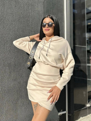 Платье в спортивном стиле RED-A70T350