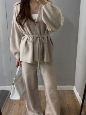 Ангоровый деловой костюм EST-A5722T650