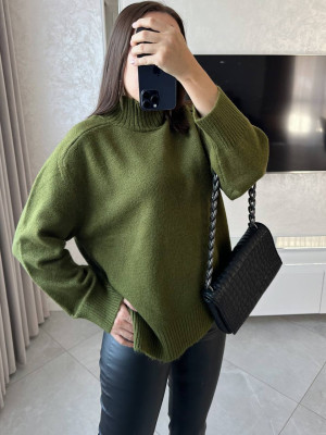 Вязаный женский свитер AMU-A2474T630