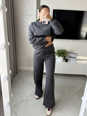 Теплый прогулочный костюм AMU-A027T1099 Теплый прогулочный костюм AMU-A027T1099