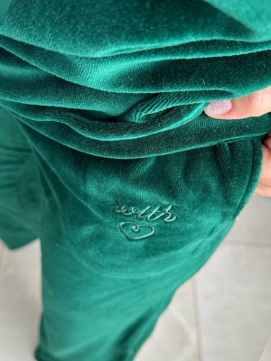 Велюровий прогулянковий костюм AMU-A028T1199 Велюровий прогулянковий костюм AMU-A028T1199