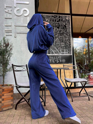 Велюровый женский костюм DMP-R1620T480 Велюровый женский костюм DMP-R1620T480